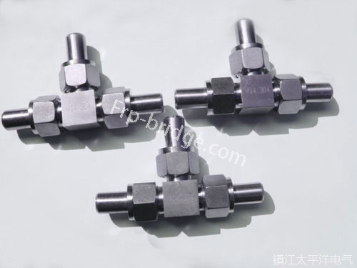 焊接三(san)通接頭(tóu)