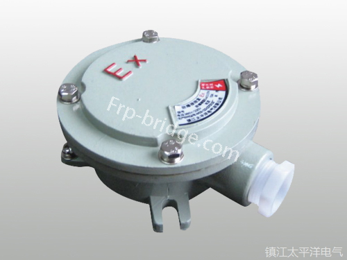 AH型防(fang)爆接線(xian)盒一通(tōng)