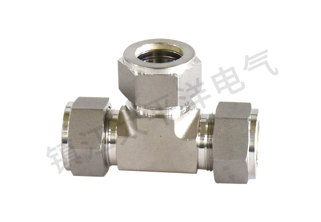 卡套三(san)通中間接(jie)頭