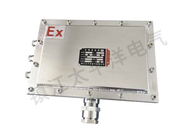 不(bu)鏽鋼防(fang)爆接線(xian)箱